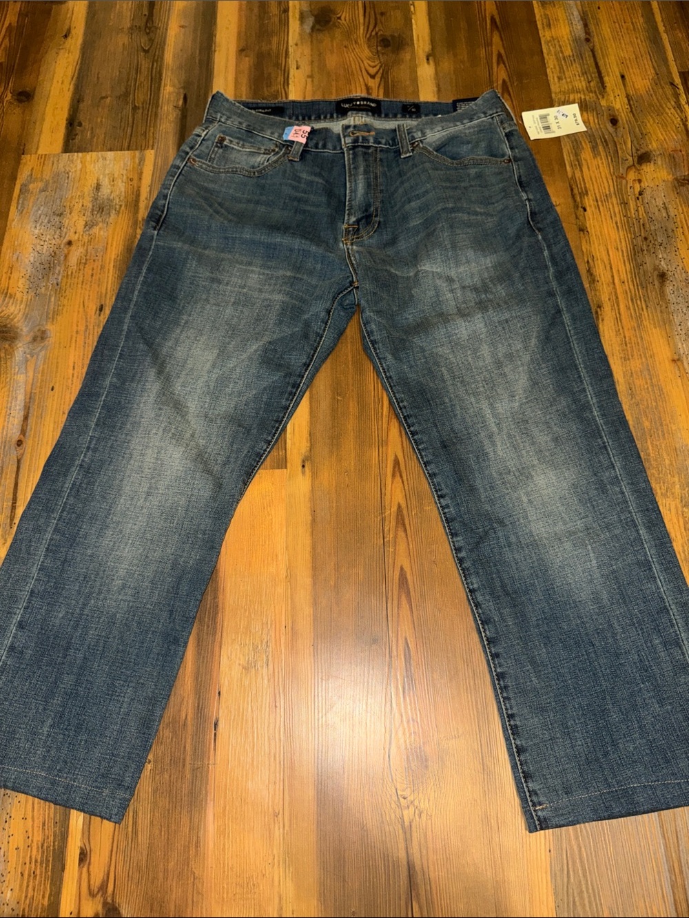 Lucky Brand Men's Faded Blue Relaxed Jeans